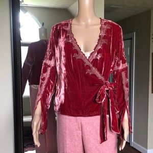 Beautiful Embroidered Velvet Wrap SS